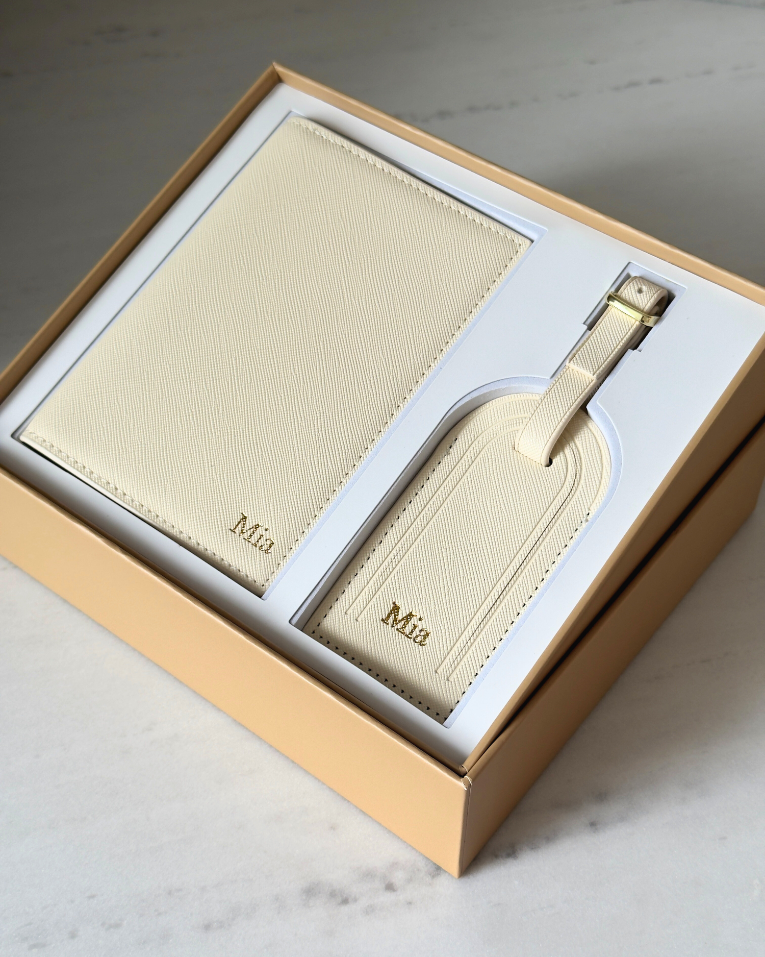 Personalised Ivory passport cover and luggage tag gift set in gift box Australia