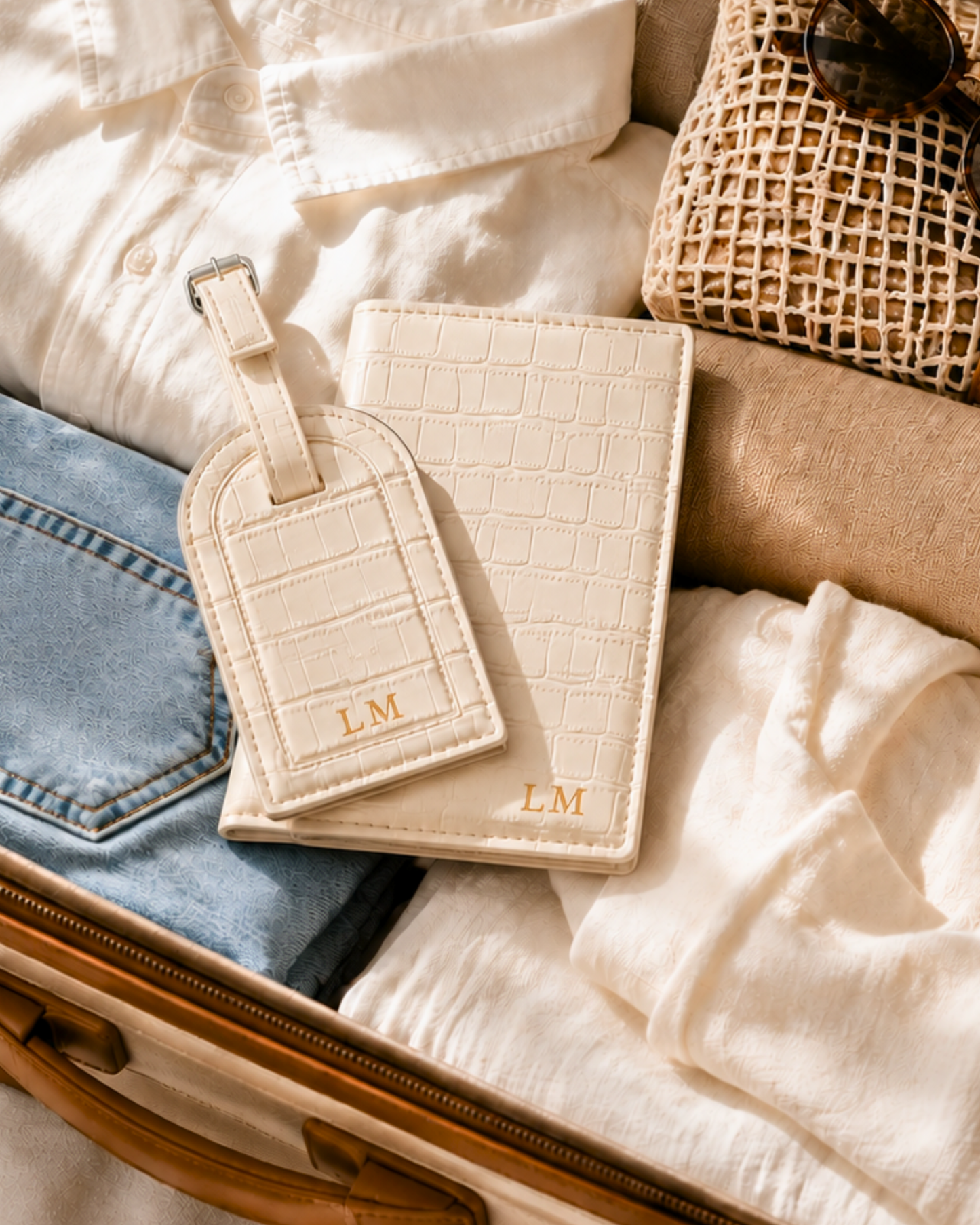 Personalised Croc Passport Wallet & Luggage Tag Set